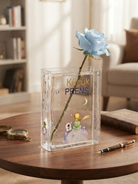 Küçük Prens Tasarımlı Akrilik Kitap Vazo - Dekoratif Masaüstü Çiçeklik ve Kitaplık Aksesuarı